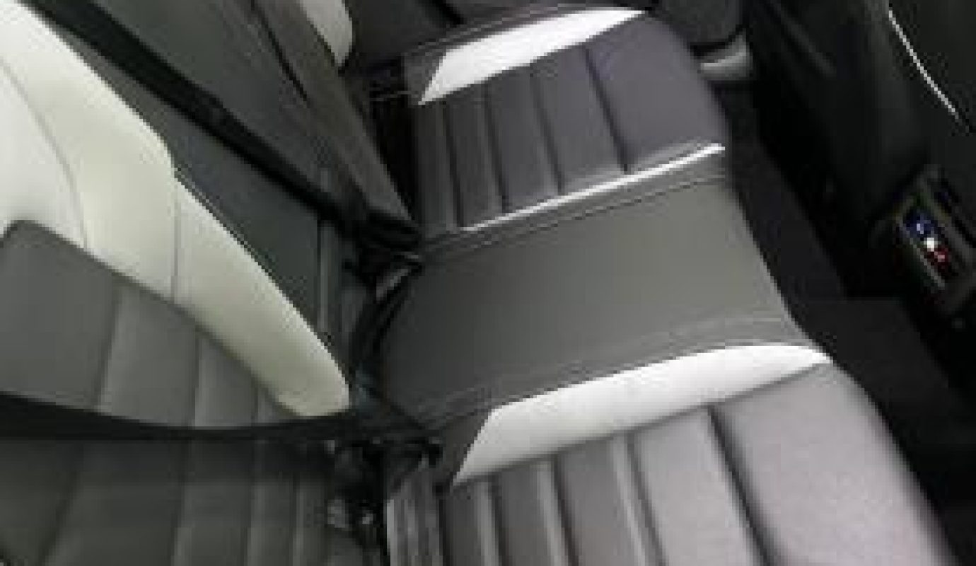 2025 Polo Hatch