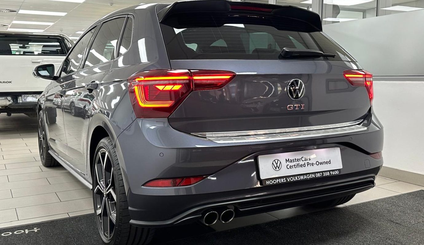 2025 Polo Hatch